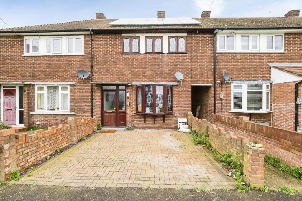 Main image of property: Fortin Close, South Ockendon, Essex, RM15