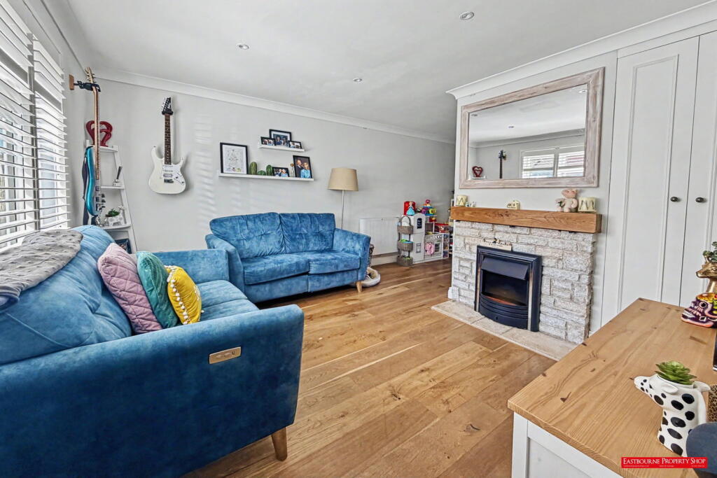 House in Eastbourne, East Sussex - View 3