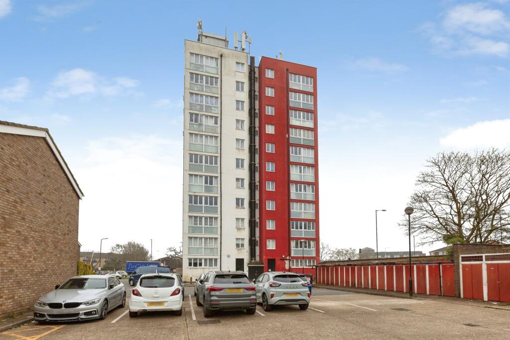 Main image of property: High Street, Langley, SLOUGH