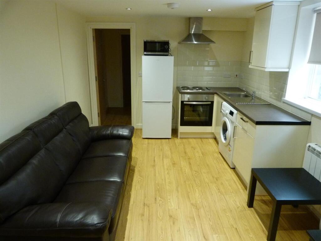 Main image of property: Gordon Road, Cathays