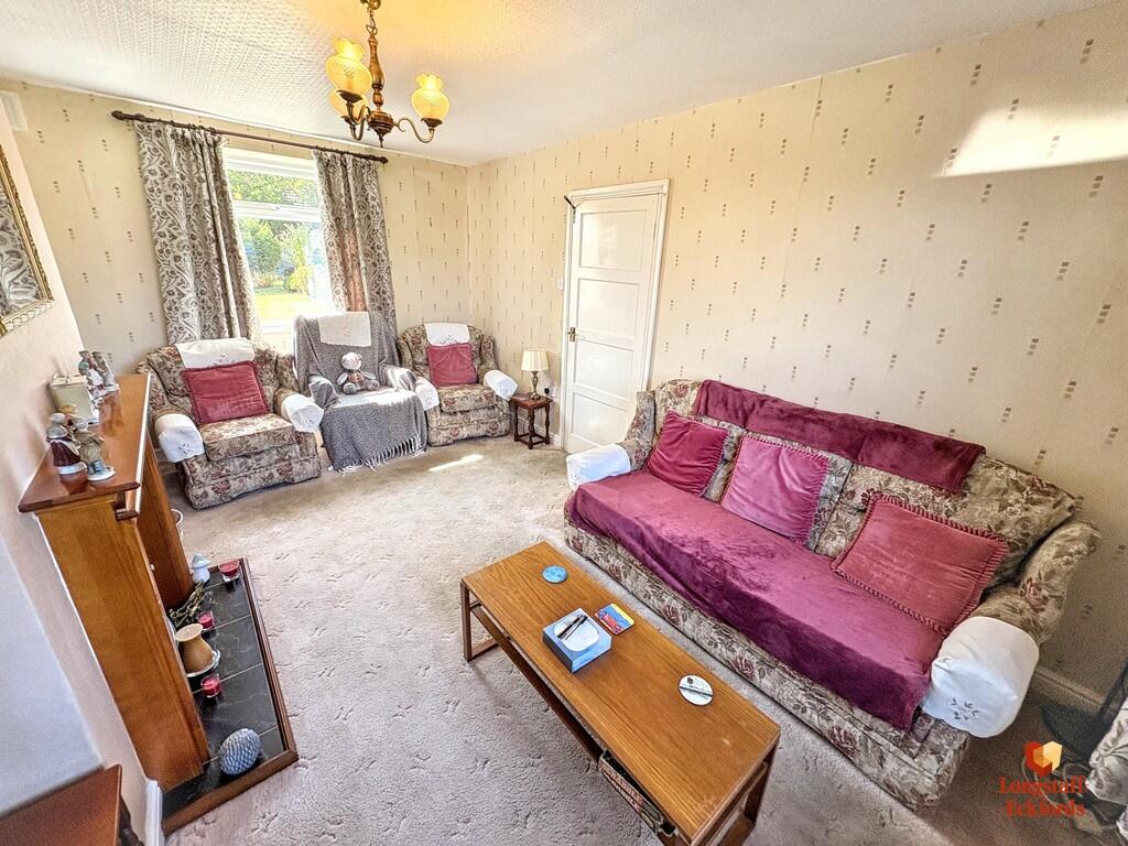 15 The Crescent, Morton photo 4