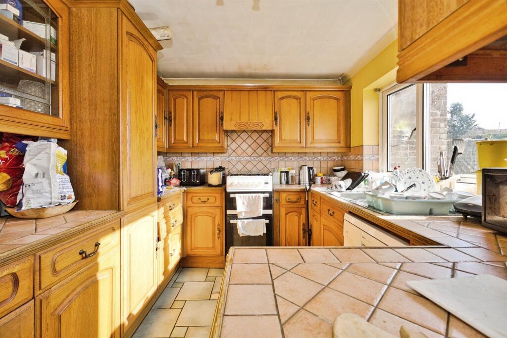Additional image 6 of Monks Dale, YEOVIL