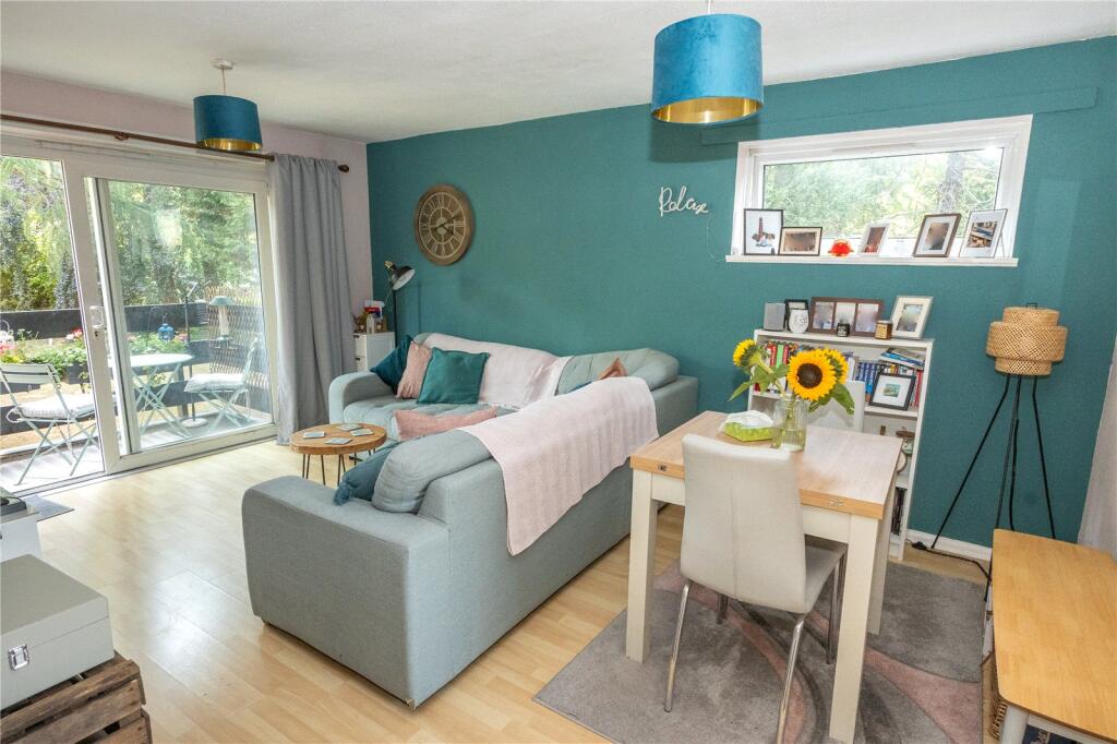 Apartment in Birmingham, Sparkhill - View 2