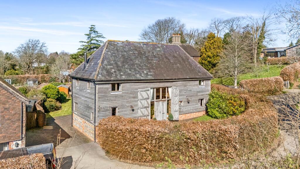 Hassocks Road, Hurstpierpoint, BN6 - View 2