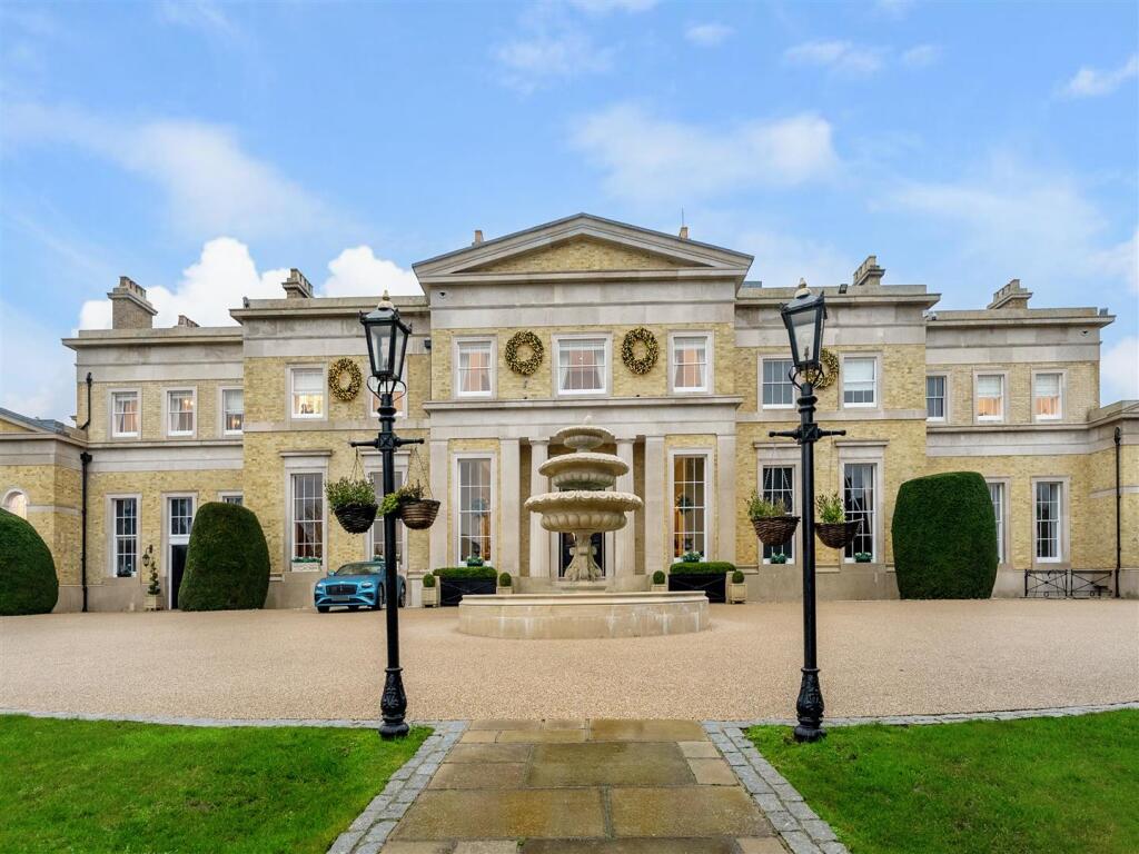 House in London, Keston Mark - View 3