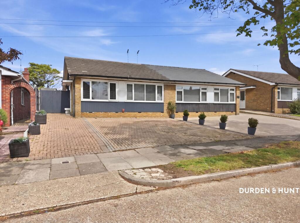 Main image of property: Dering Crescent, Leigh-On-Sea, SS9