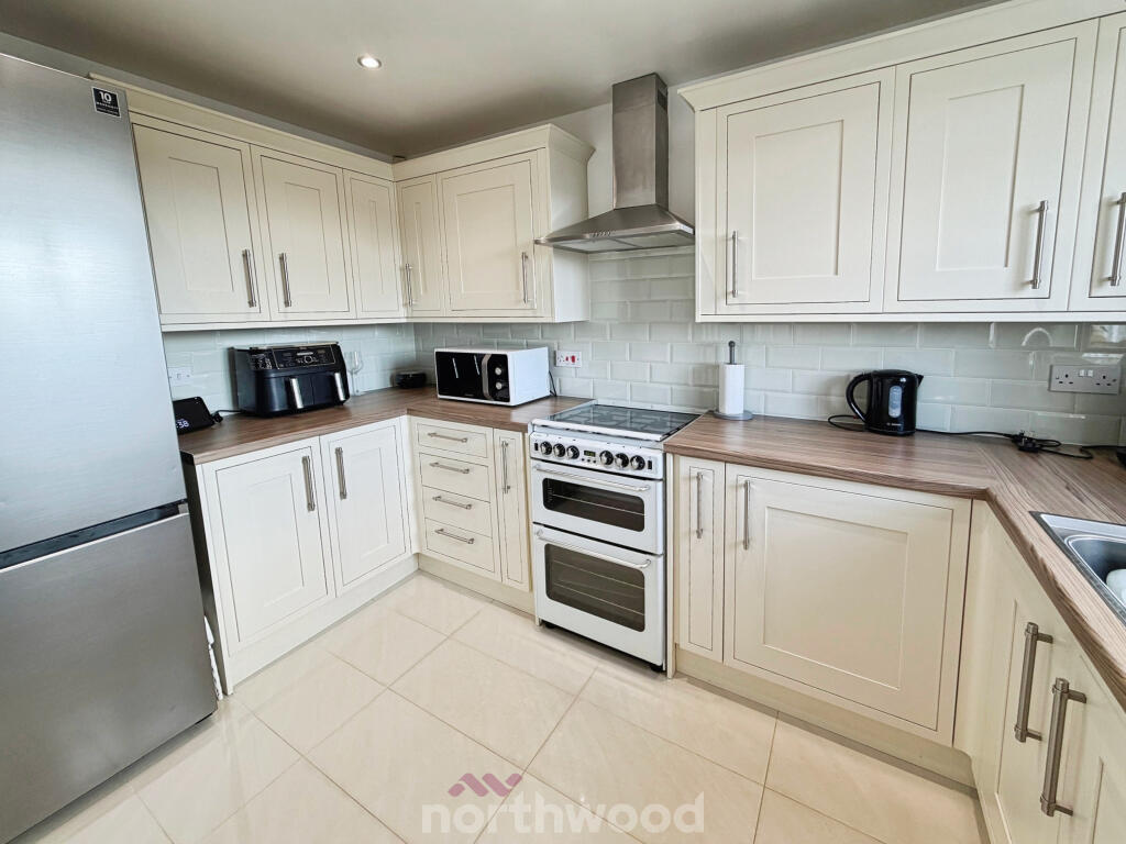 House in Doncaster - View 2