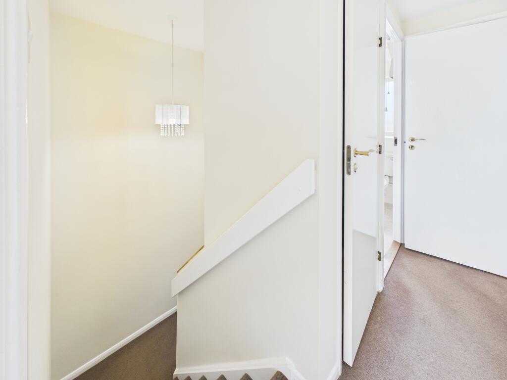 Saffron Drive, Oakwood - More