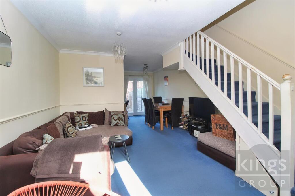 Bushbarns, Cheshunt, Waltham Cross photo 2