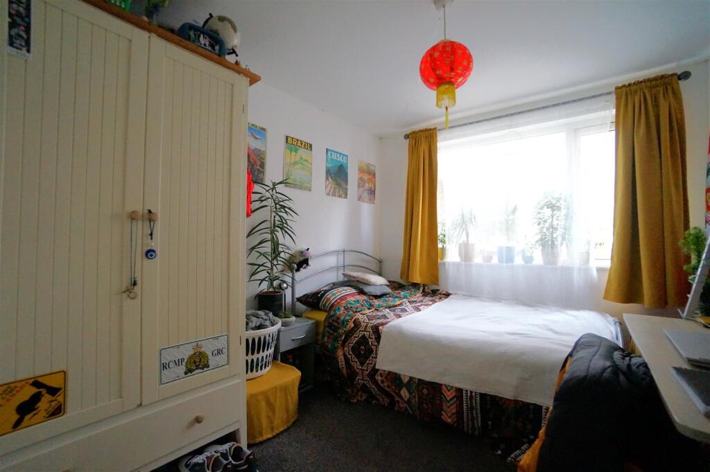 House in Bangor, Gwynedd - View 4