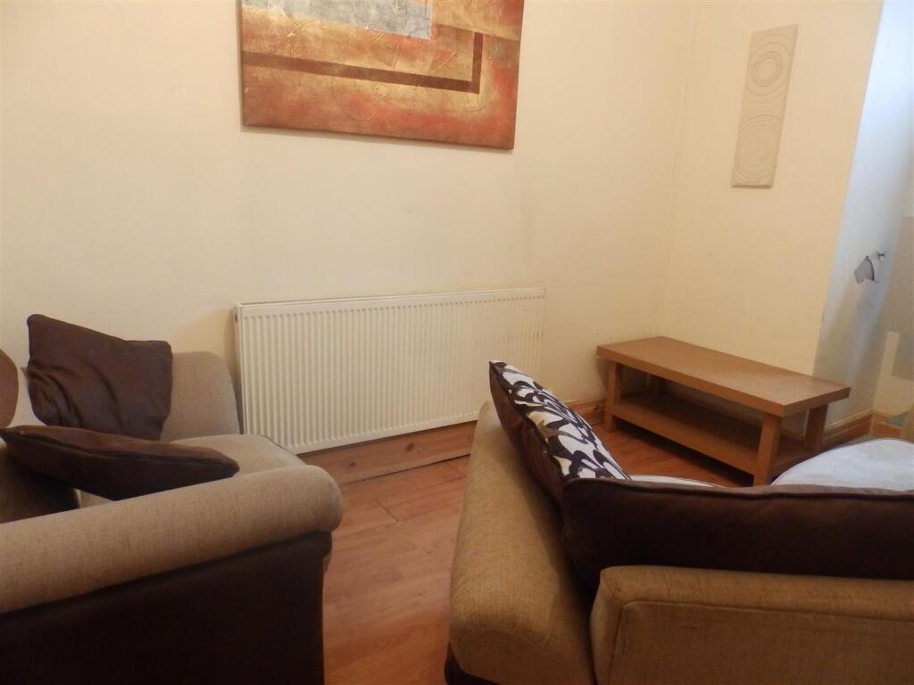 House in Preston - View 5