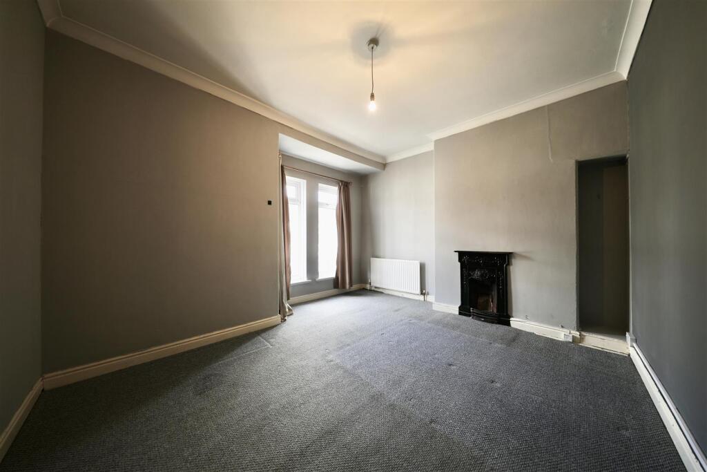 House in Hull, Kingston upon Hull - View 4