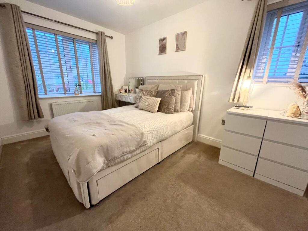 House in Darlington, Marwood - More