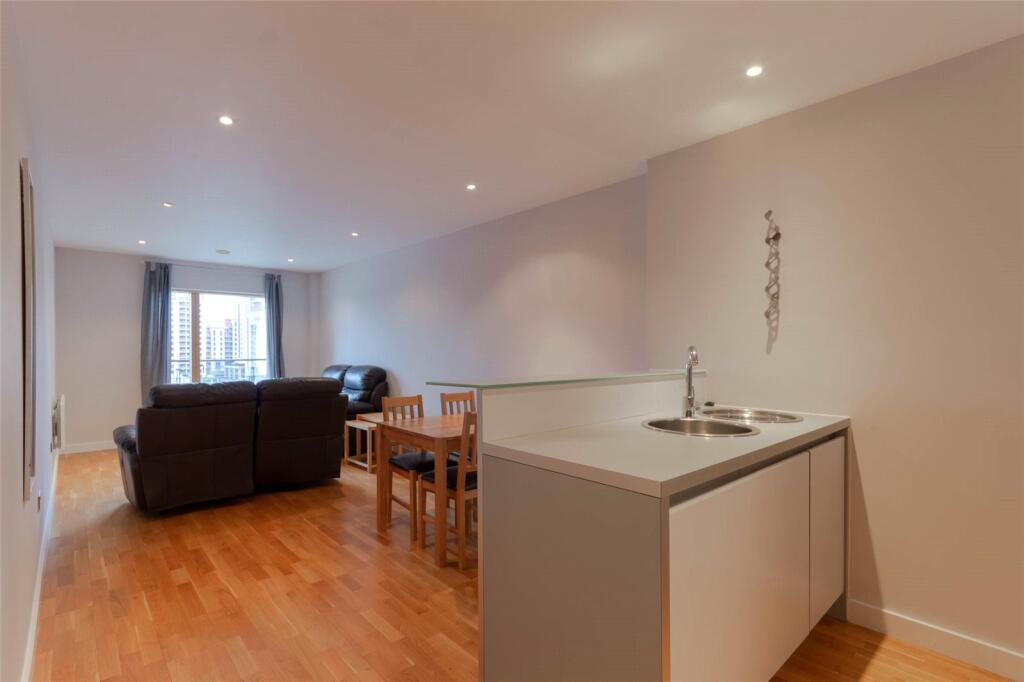 Apartment in Newcastle upon Tyne - More