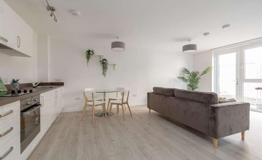 Apartment in Edinburgh - View 4