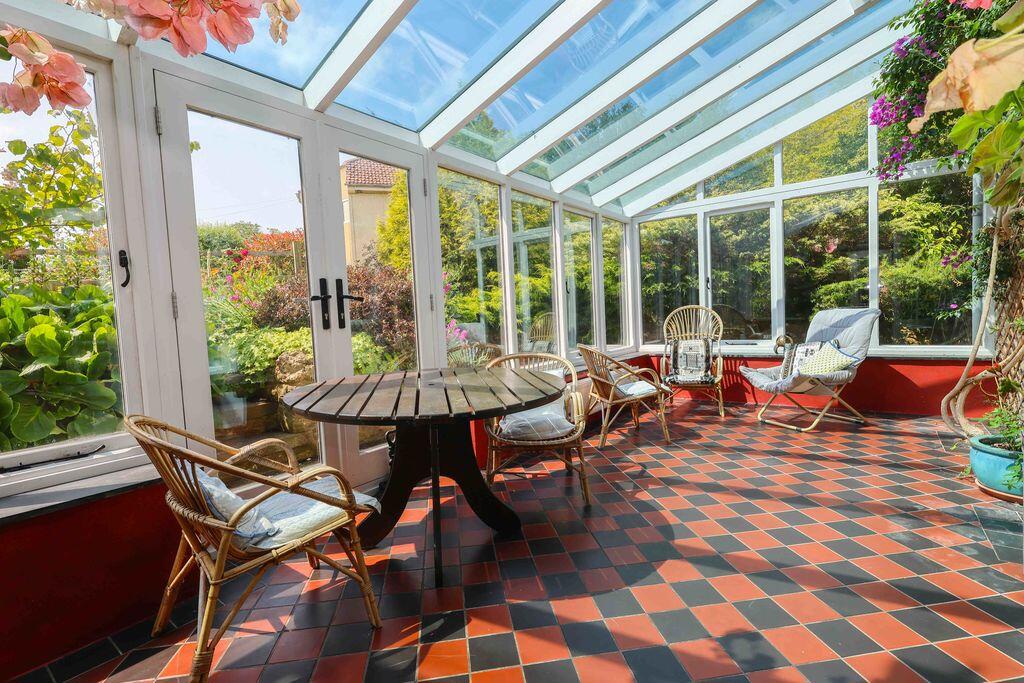 Walton-In-Gordano, Clevedon photo 4