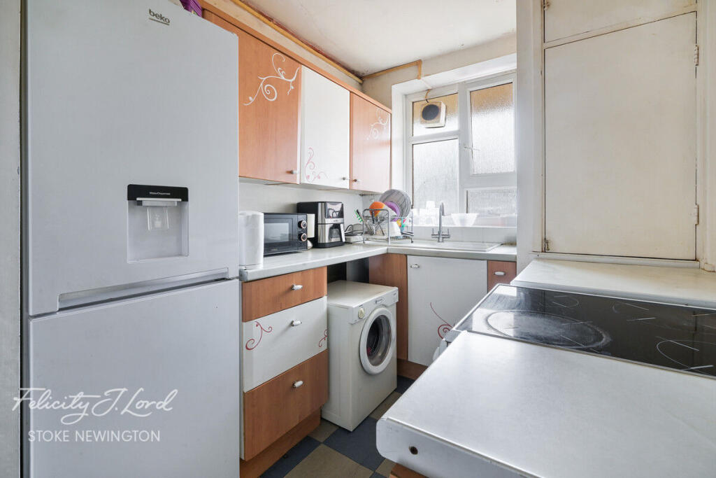Main image of property: Portland Avenue, London N16