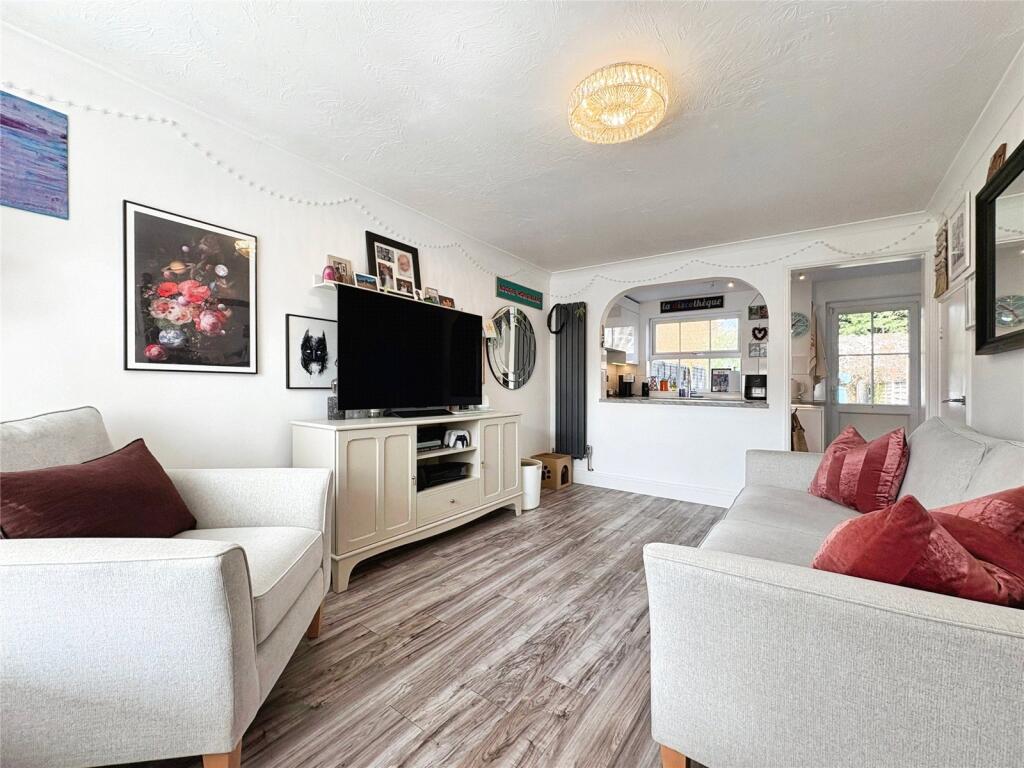 Wimblington Drive, Lower Earley, Reading, Berkshire, RG6 photo 3