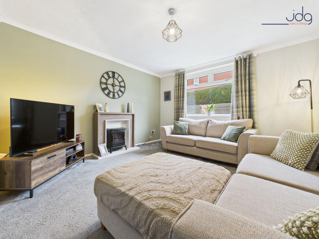 Rosedale Avenue, Heysham, LA3 photo 2