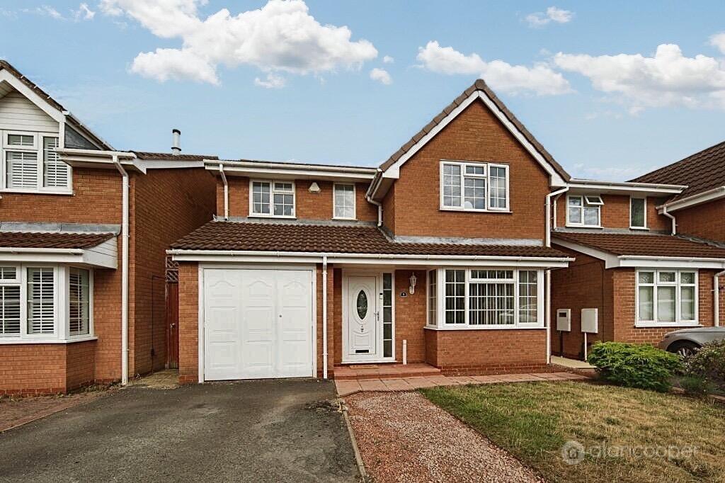 Main image of property: Choyce Close, Atherstone, CV9 3AY