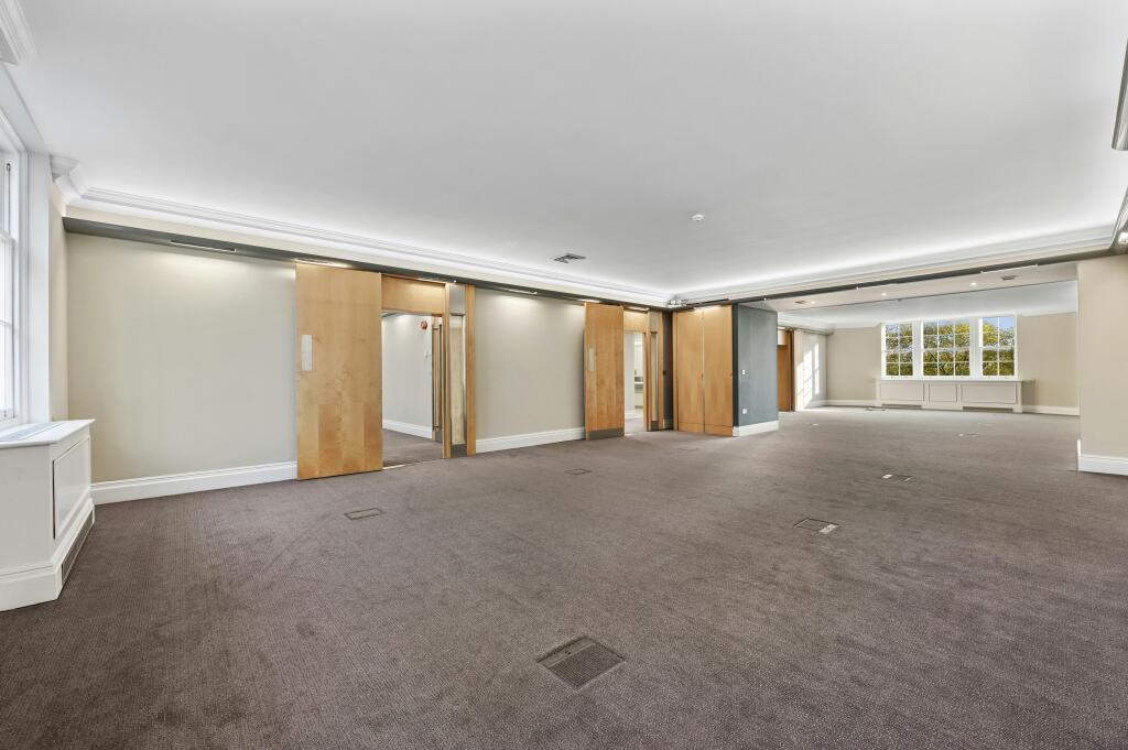 11 Connaught Place 3rd floor.JPG