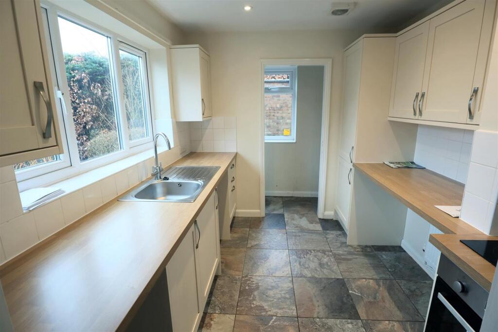 Priory Road, Manton, Oakham, Rutland photo 3