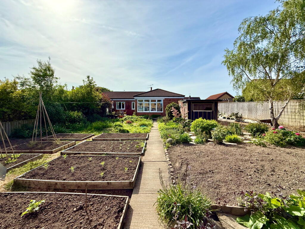 House in Leeds - View 2
