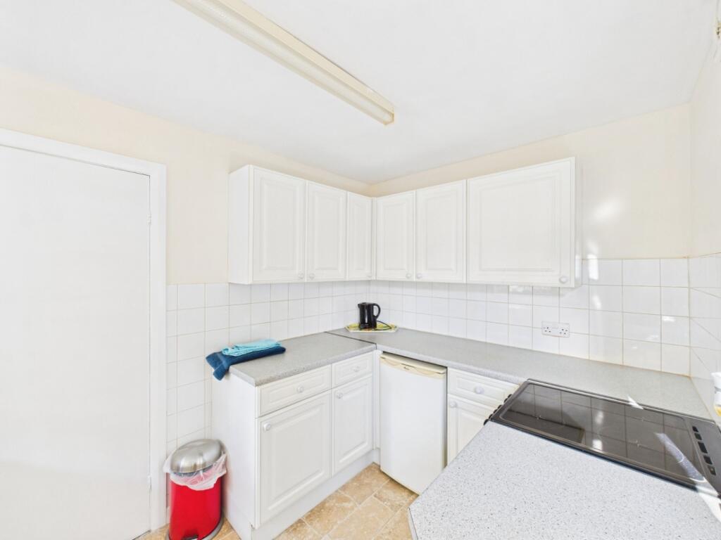 House in Kingston upon Hull, Bransholme - View 3