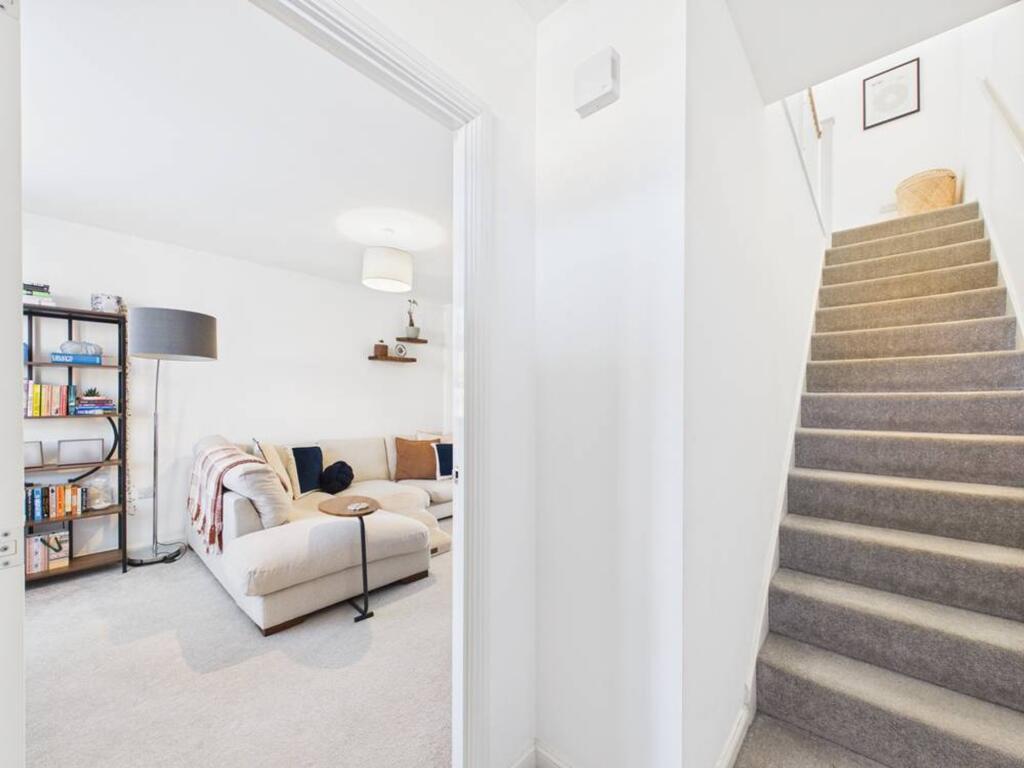 House in Cheltenham, Prestbury Chase, Prestbury - View 4