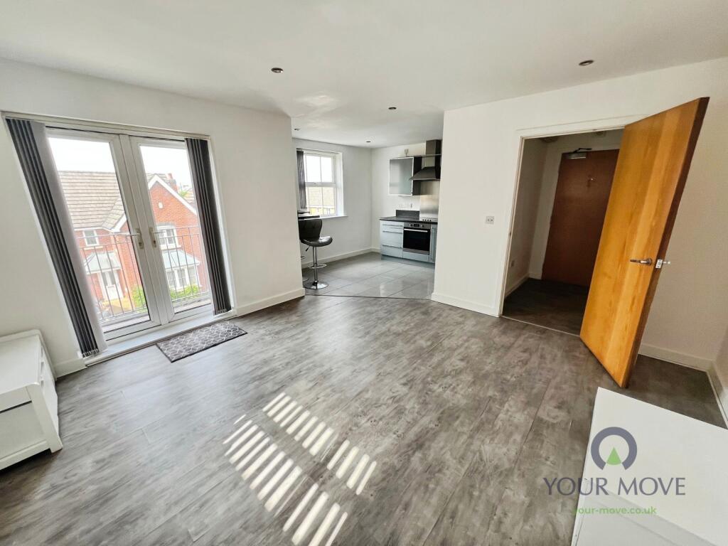 Apartment in Dudley, West Midlands - View 3