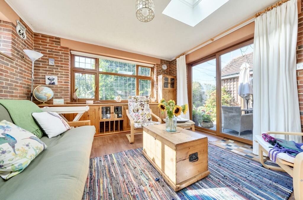 House in Portsmouth - More