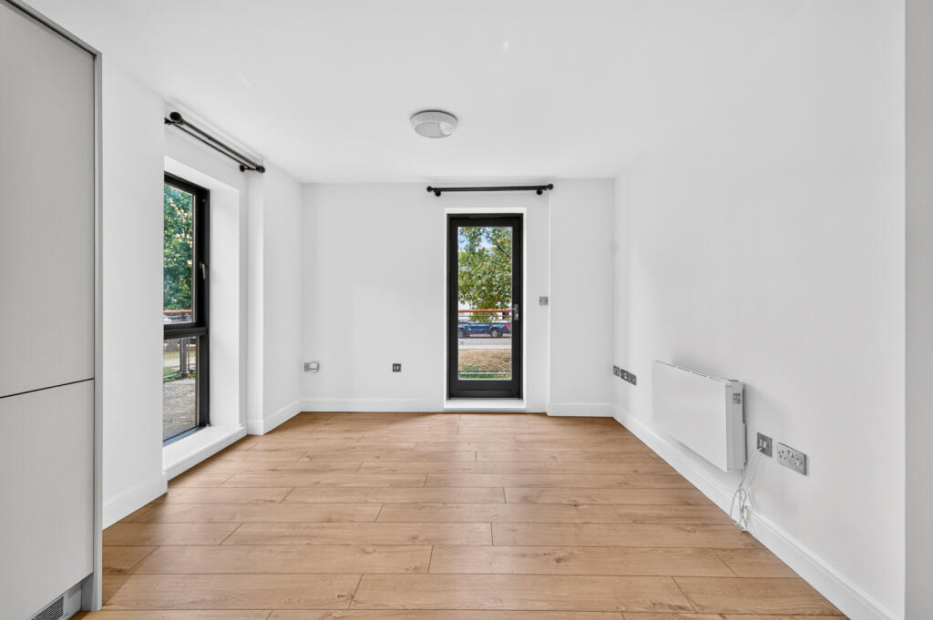 Apartment in London - View 3