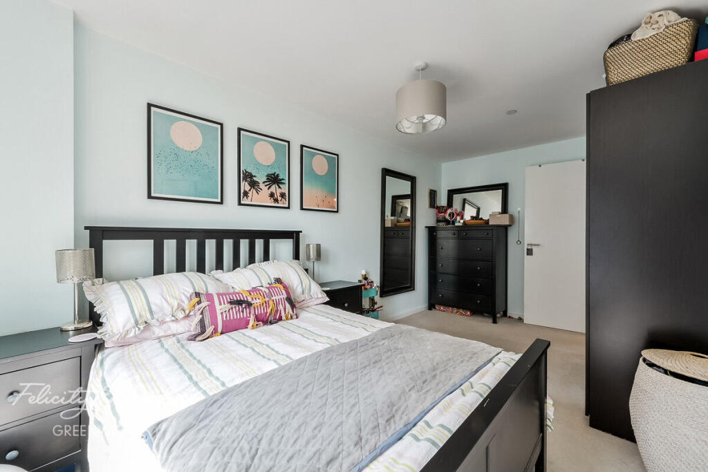 Apartment in London, Parkside SE10, Deptford - More