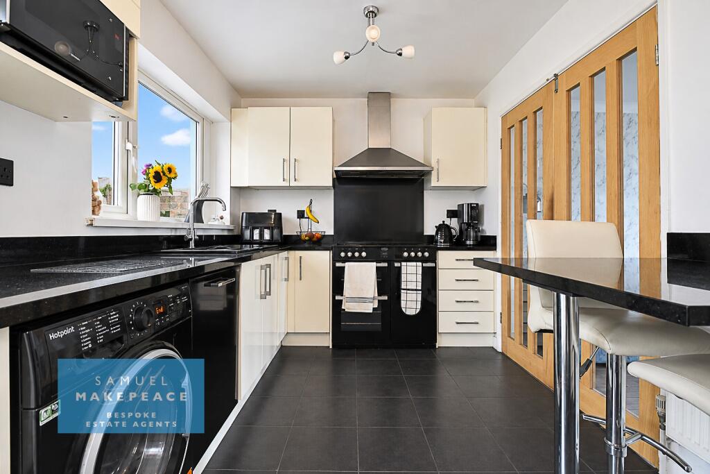 House in Stoke-on-Trent - View 5