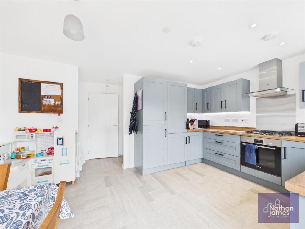 House in Newport, Magor with Undy - View 4