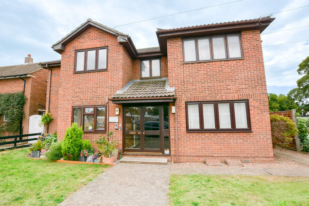 Main image of property: Southchurch Boulevard, Southend-On-Sea