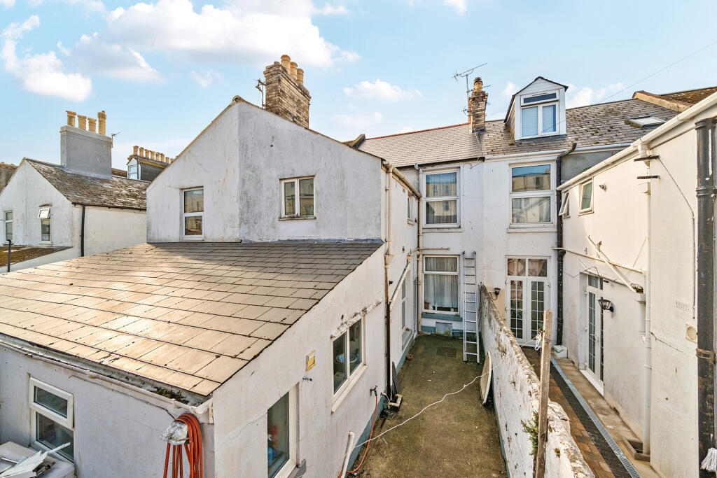 House in Torquay, Torbay - View 3
