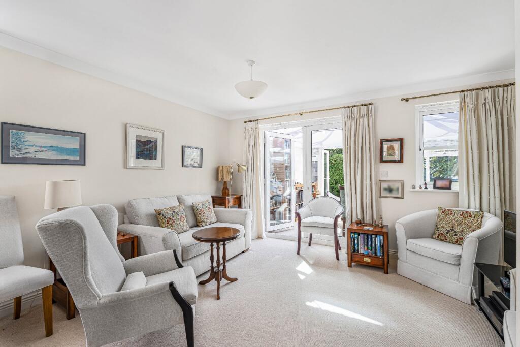 House in Guildford - View 4