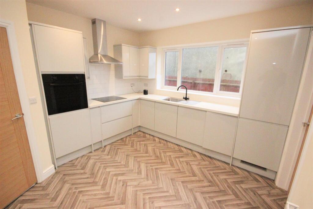 Additional image 4 of 86 Dark Lane, Romsley, Halesowen