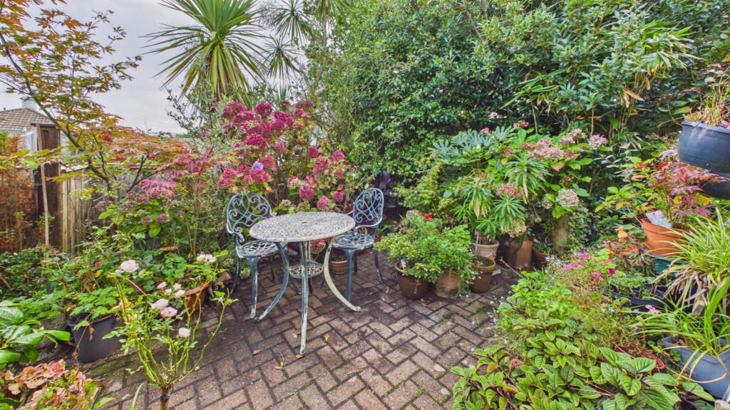 Poltreen Close, Carbis Bay, TR26 2ST photo 4