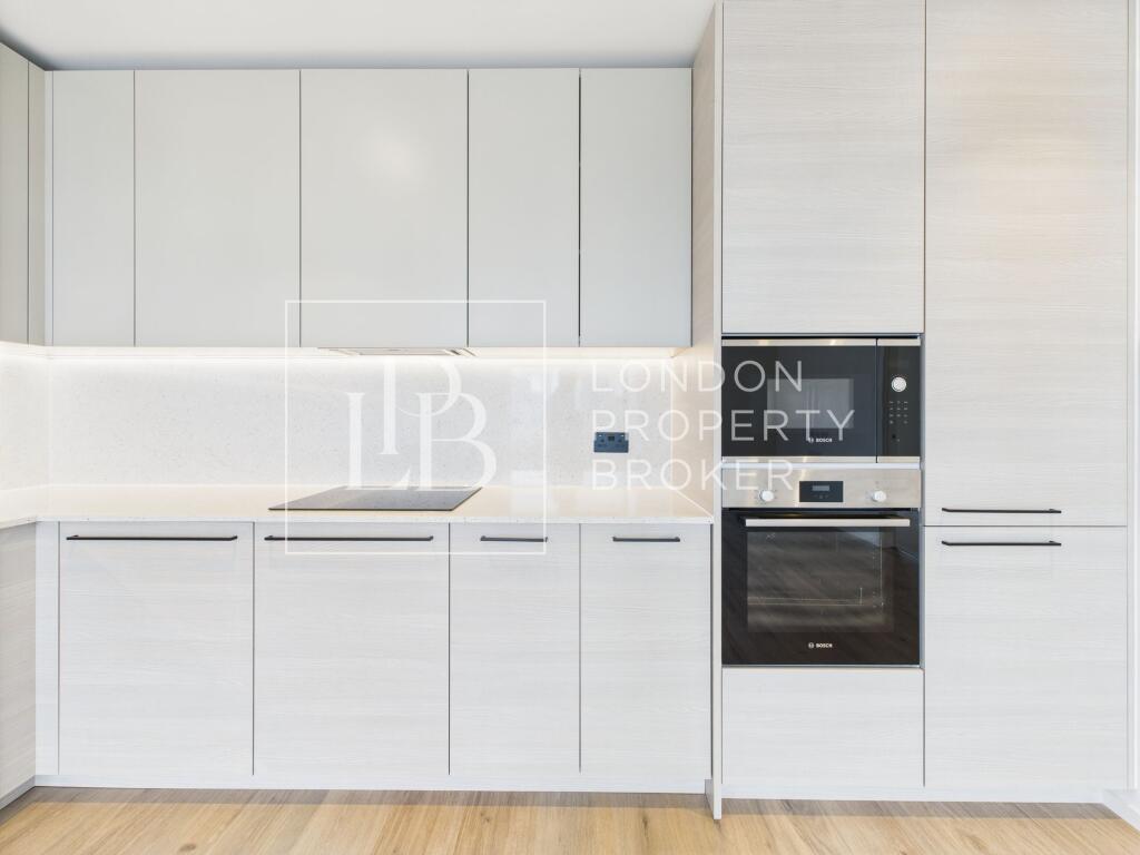 Apartment in London - View 6