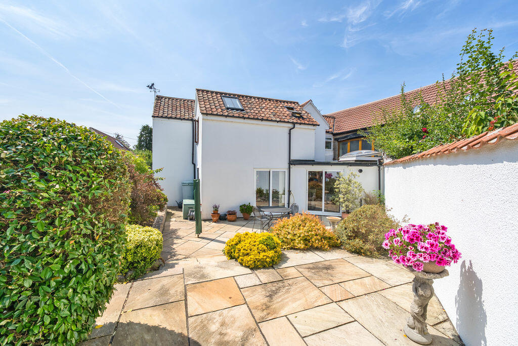 House in Weston-super-Mare, North Somerset - More