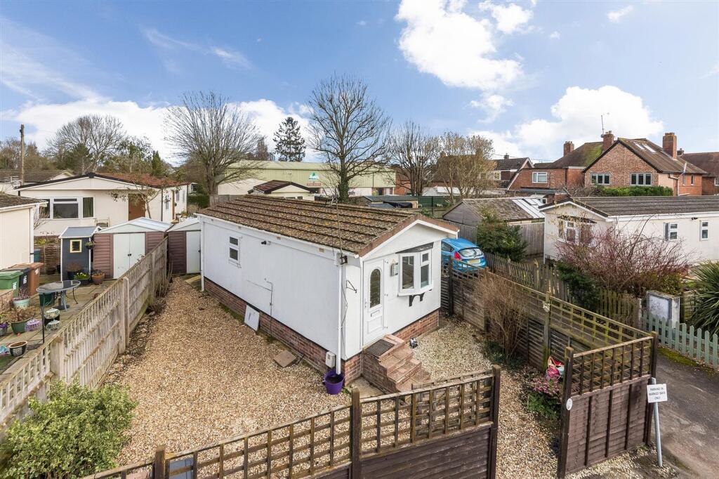 Main image of property: Poplar Park, Long Wittenham, OX14