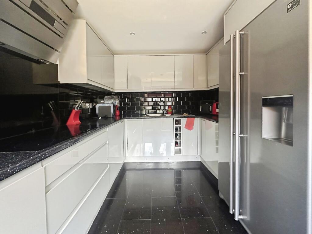 Main image of property: Cobbett Close, East Malling, West Malling, Kent, ME19