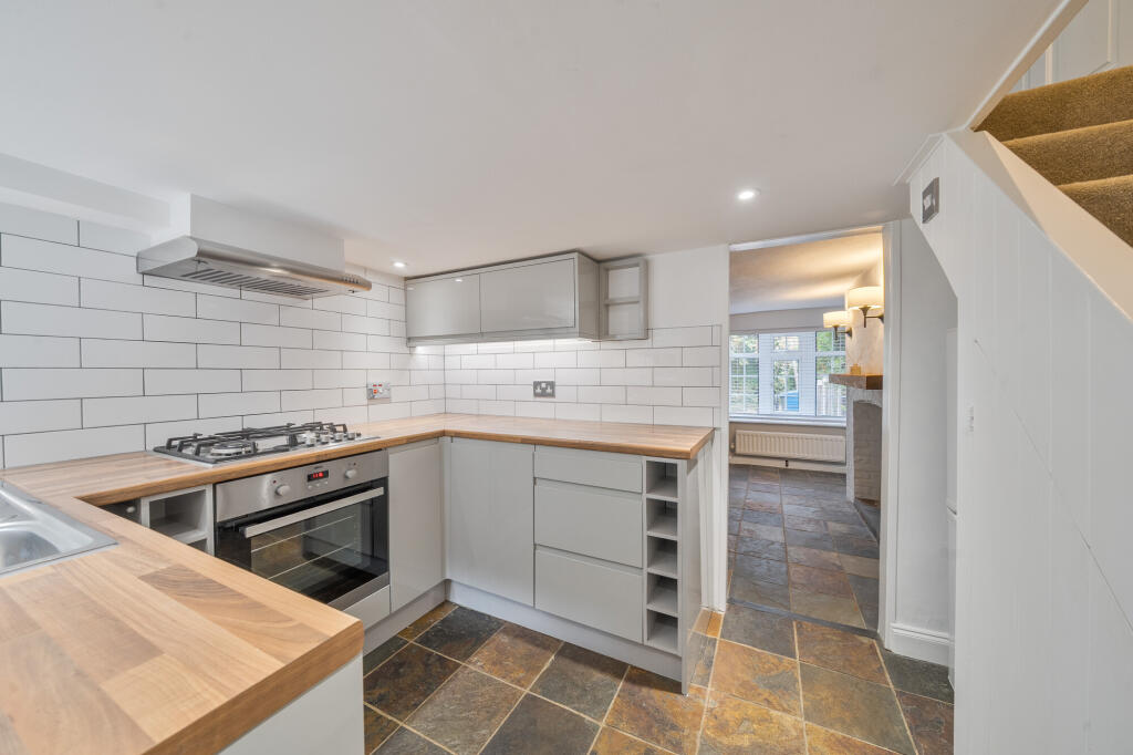 House in Guildford - View 3
