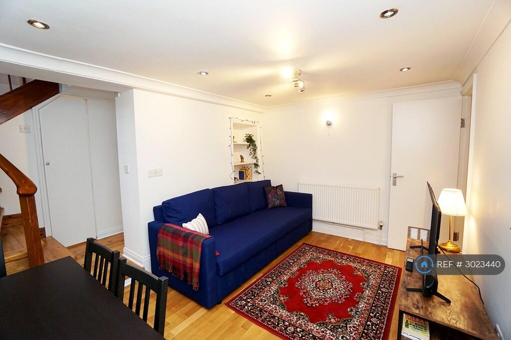 Main image of property: Essex Road, London, N1