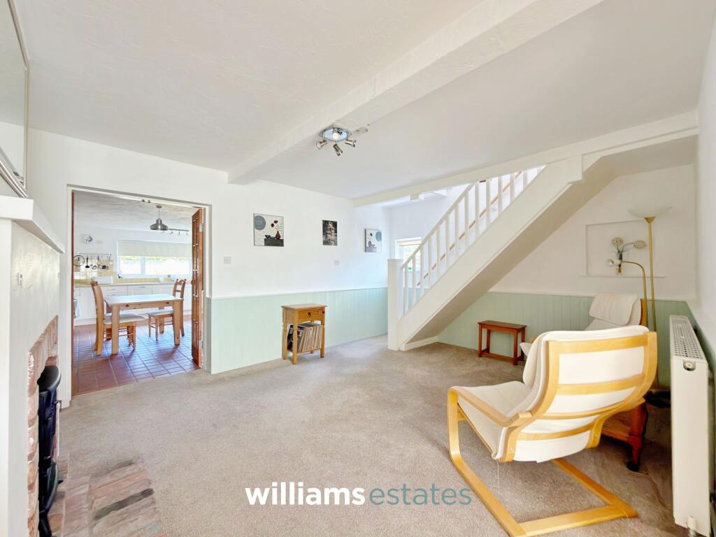 House in St Asaph, Trefnant - More