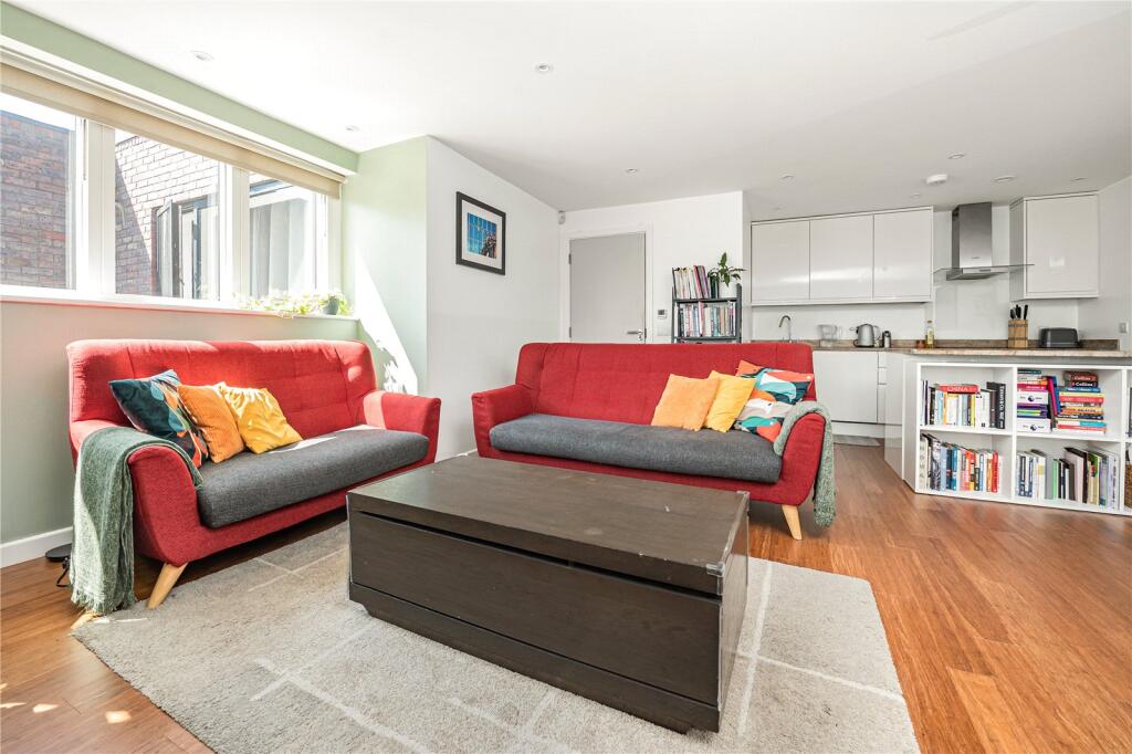 Apartment in Twickenham - View 4