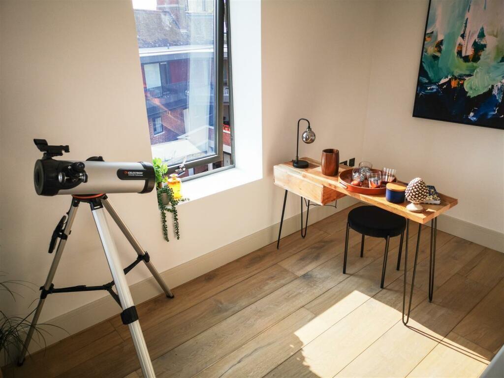 Apartment in Worcester - View 5