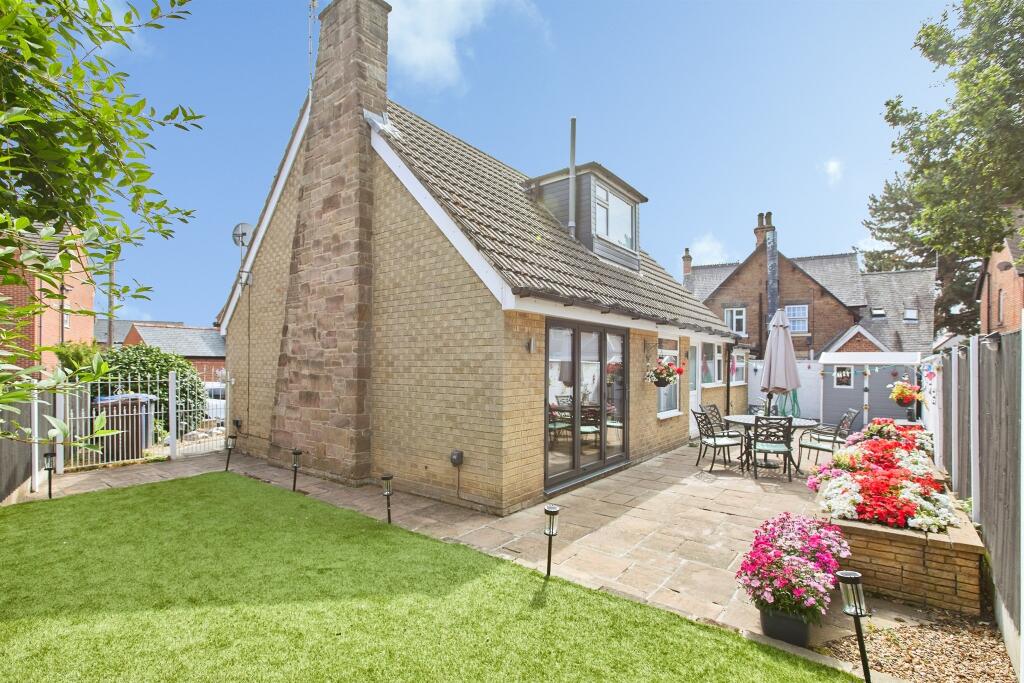 House in Derby - View 5